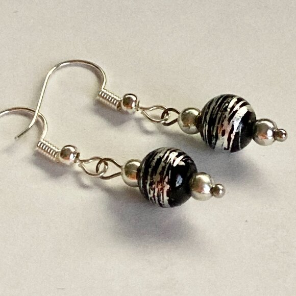 Murano Style Black Silver Art Glass Bead Earrings Plated Dainty Dangle Handmade - Picture 5 of 8